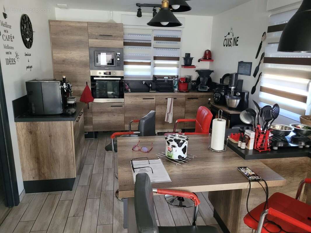 Maison à BRASSAC-LES-MINES