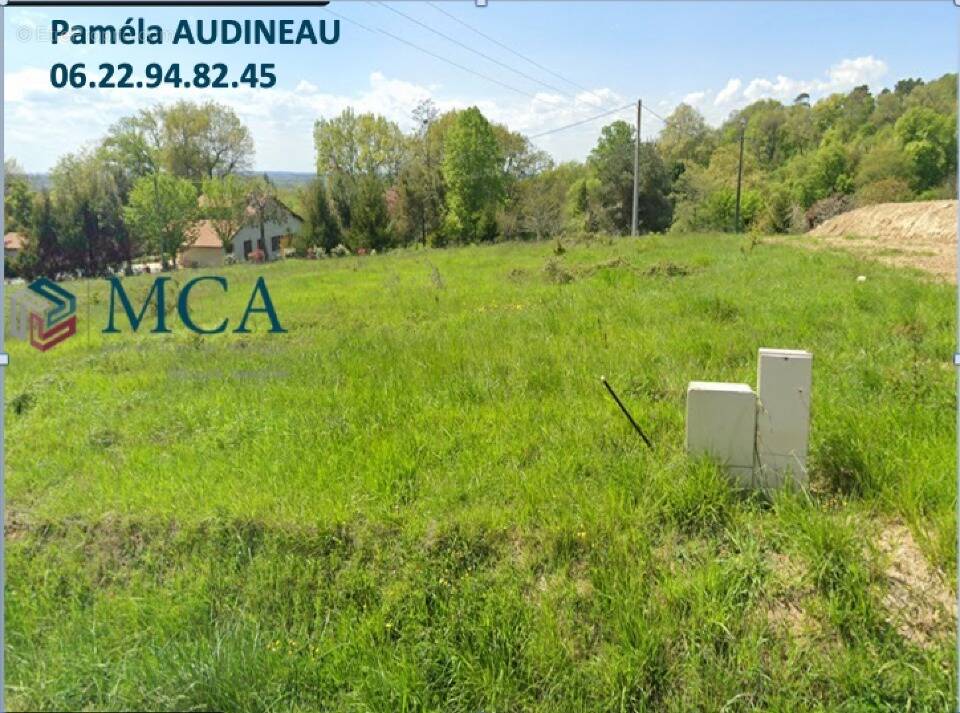 Terrain à CASSEUIL