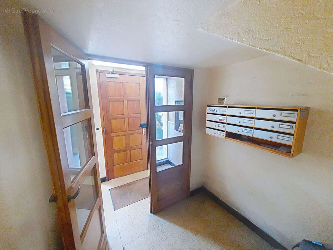 Appartement à MARSEILLE-9E