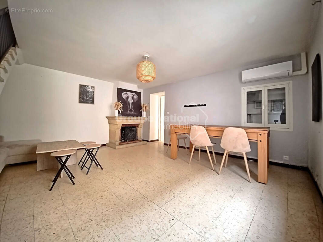 Maison à SAINT-NAZAIRE-DE-PEZAN