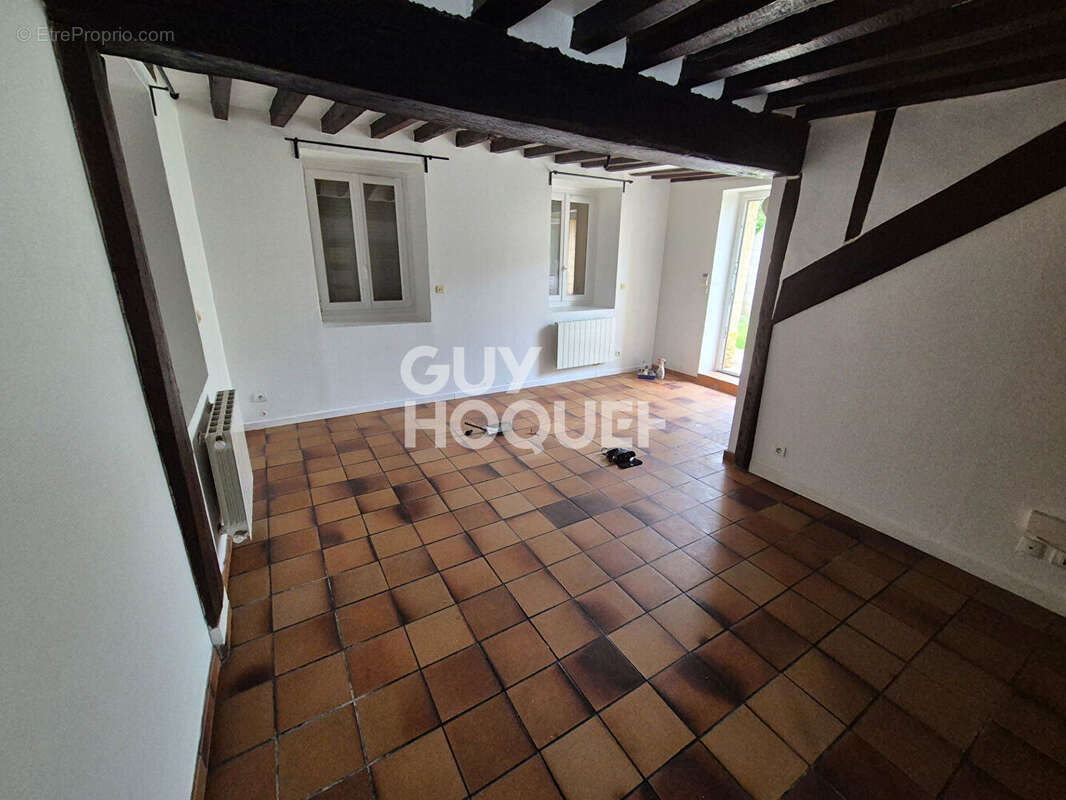 Appartement à TOURVILLE-LA-RIVIERE