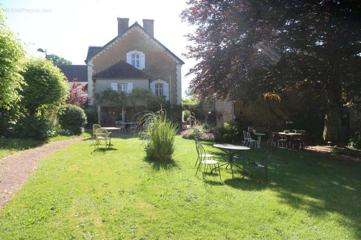 Maison à SAINT-DIDIER-SUR-ARROUX