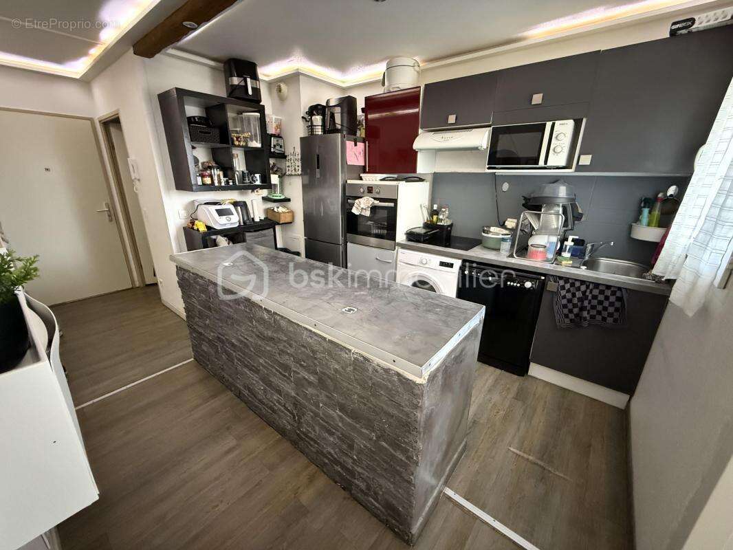 Appartement à LIEUSAINT