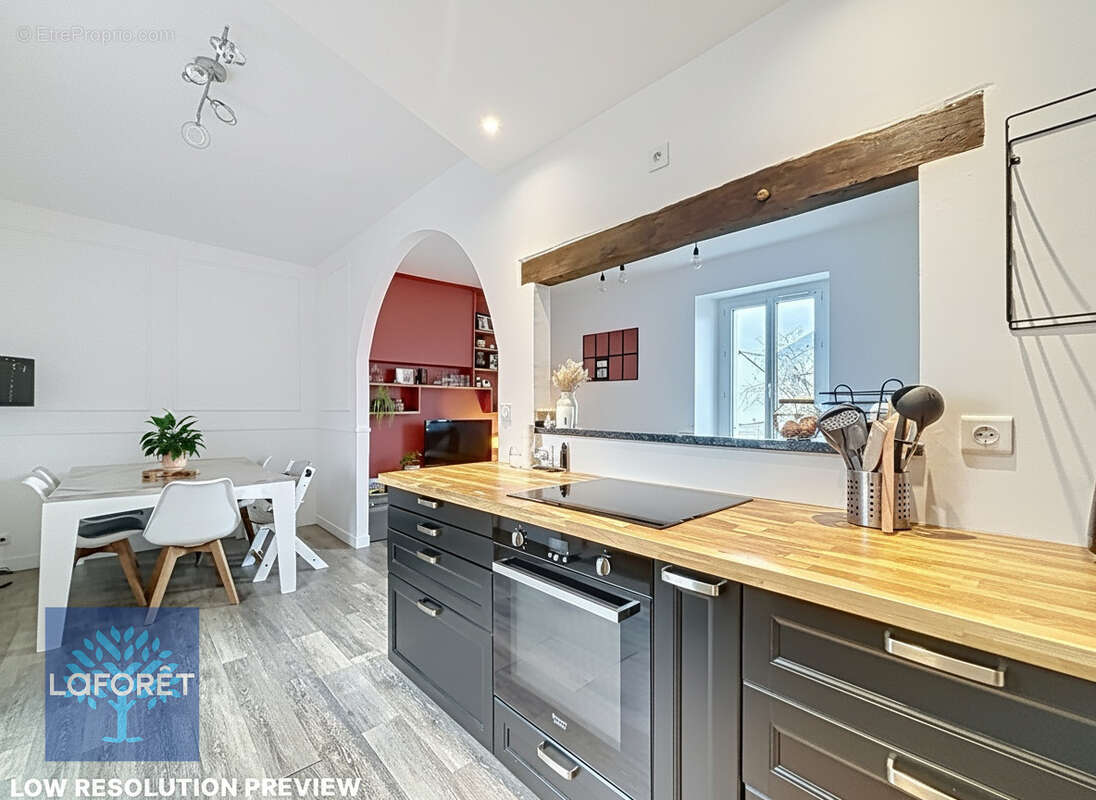 Appartement à FOUGERES
