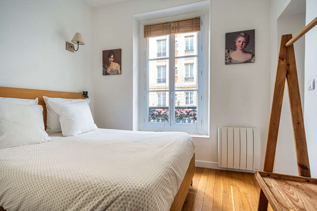 Appartement à PARIS-11E
