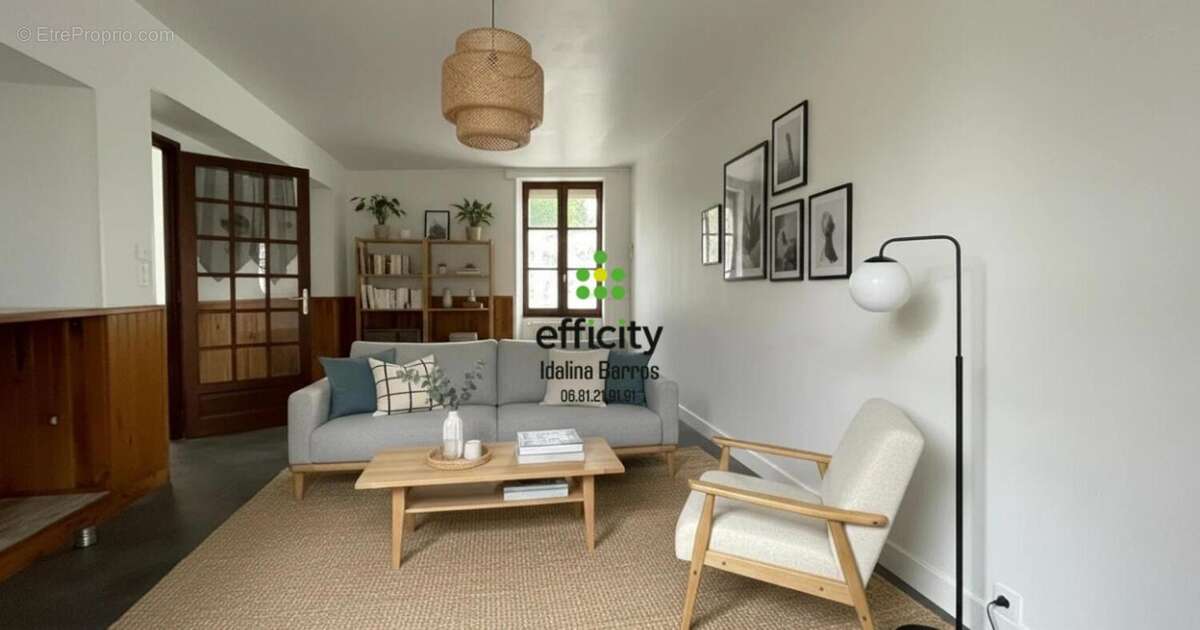 Maison à AIGRE
