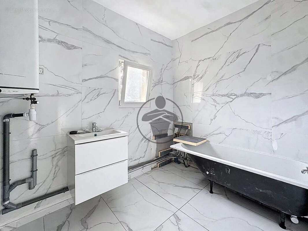 Maison à SAINT-QUENTIN