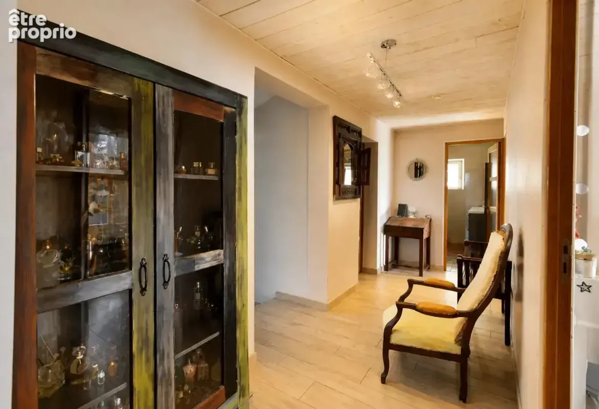 Maison de 8 pièces de 337 m² à La Sauvetat-de-Savères - photo 19