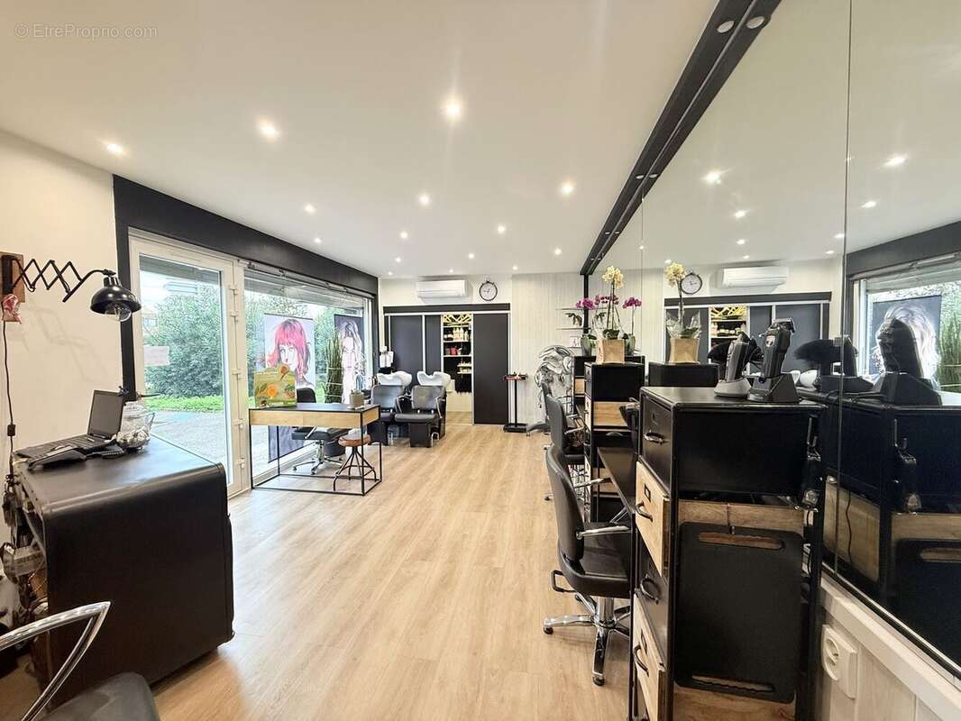 Commerce à MARIGNANE