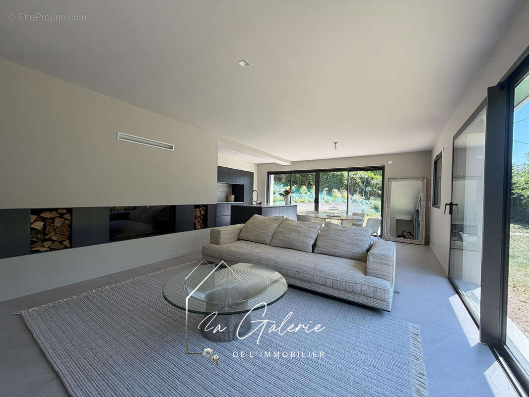 Maison contemporaine secteur clemencieres a saint martin le vinoux - photo 2
