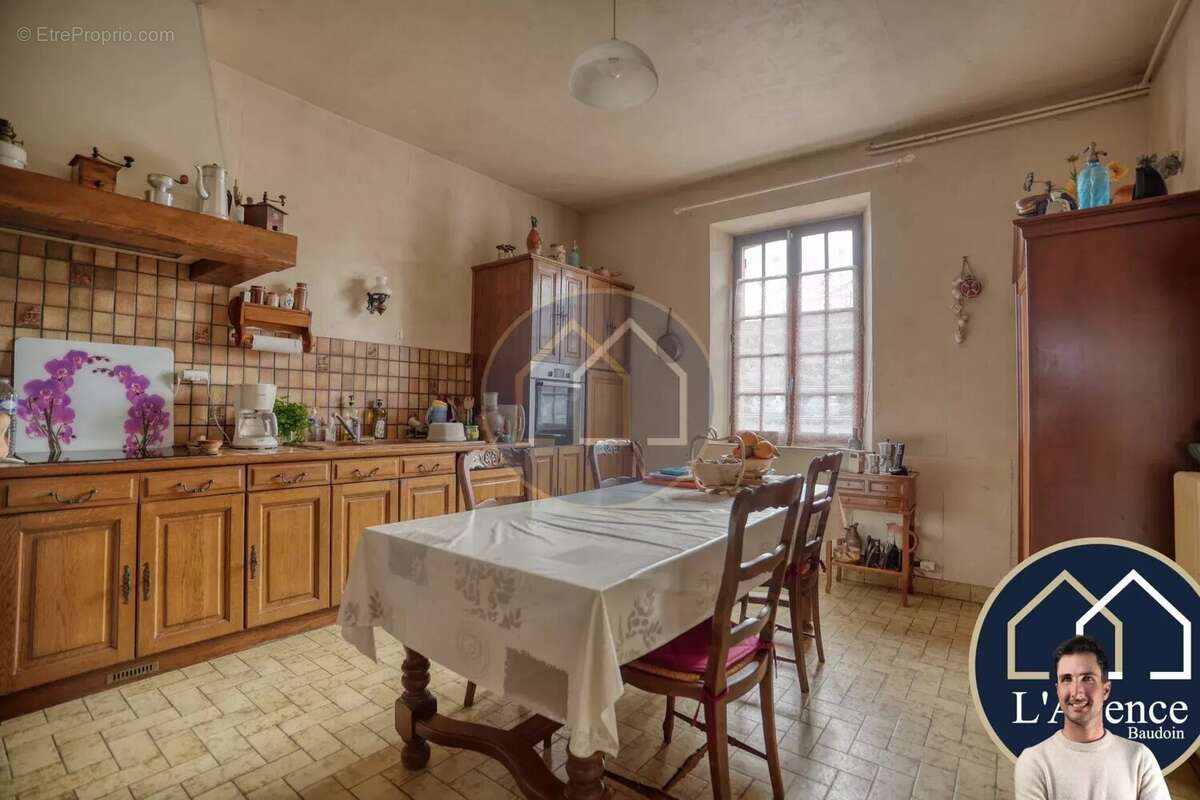 Maison à BAILLEAU-ARMENONVILLE