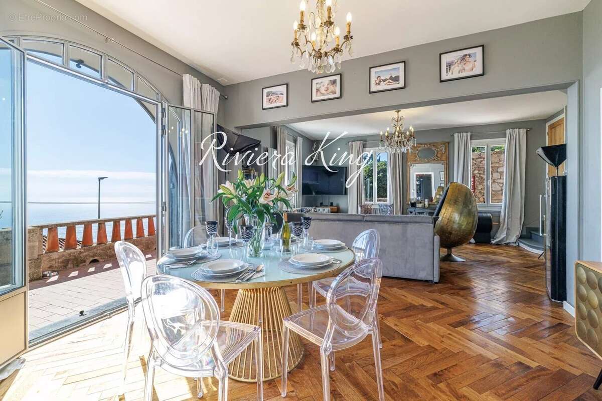 Magnifique villa 5 pieces a deux pas du centre village avec vue mer panoramique et grand garage la turbie (06320) - photo 11