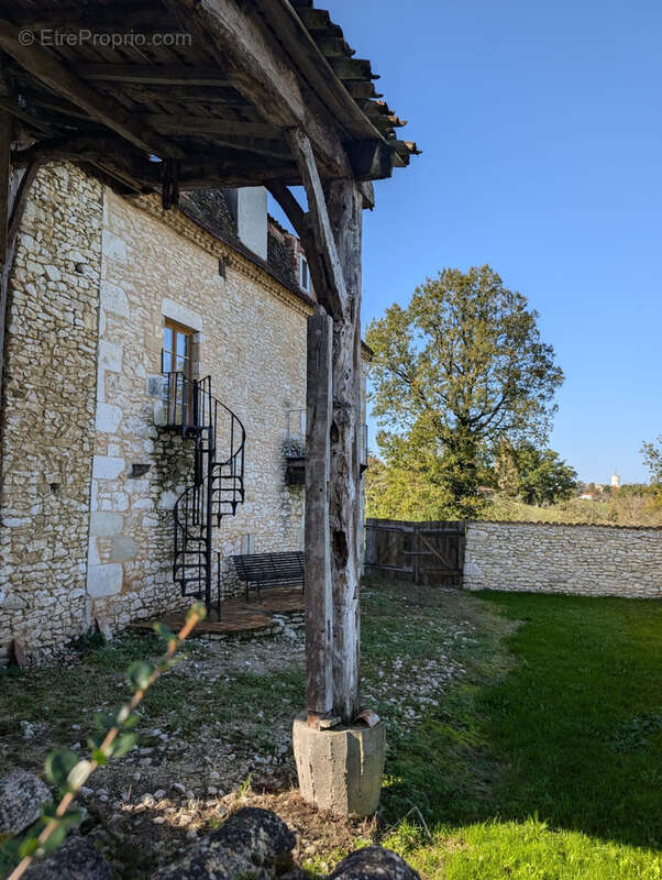 Maison à CASTILLONNES