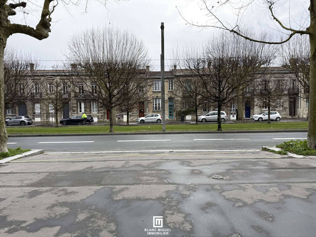 Appartement à BORDEAUX