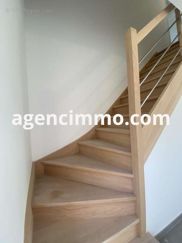 Maison 79 m² à Canapville  - photo 9