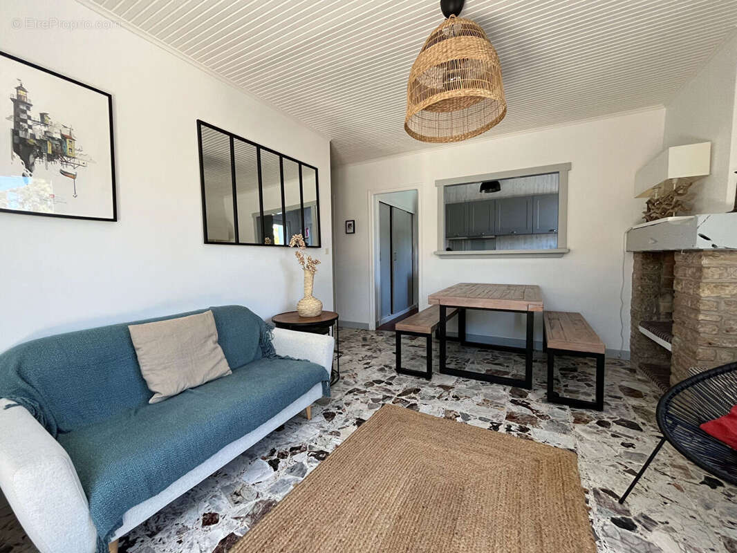 Maison à LA BREE-LES-BAINS