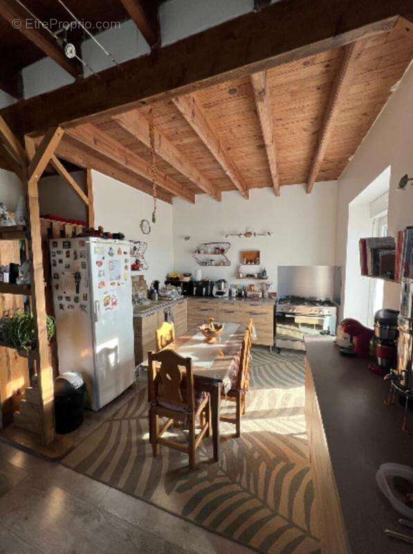 Maison à LE CLOITRE-PLEYBEN