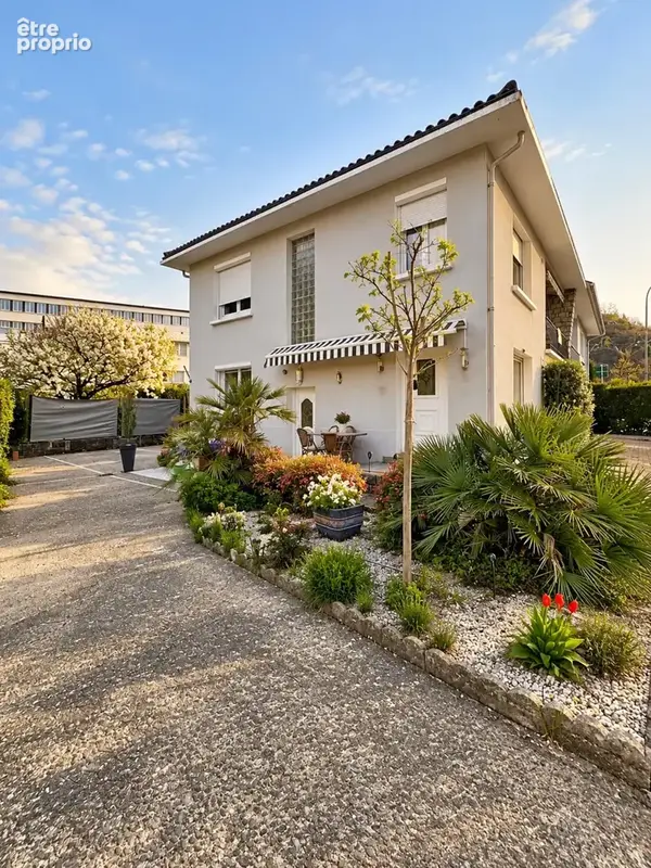 Maison à LOURDES