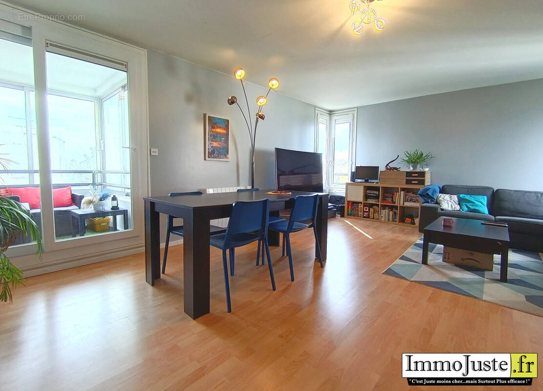 Appartement à MONTIGNY-LE-BRETONNEUX