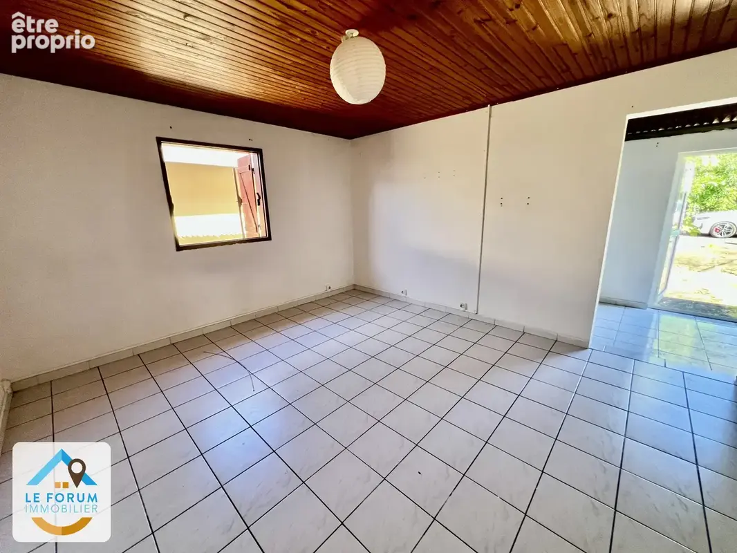 Saint joseph 97480 - maison f3 à rafraîchir - terrain plat et piscinable - photo 3