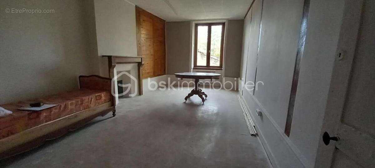 Maison à BOURBONNE-LES-BAINS