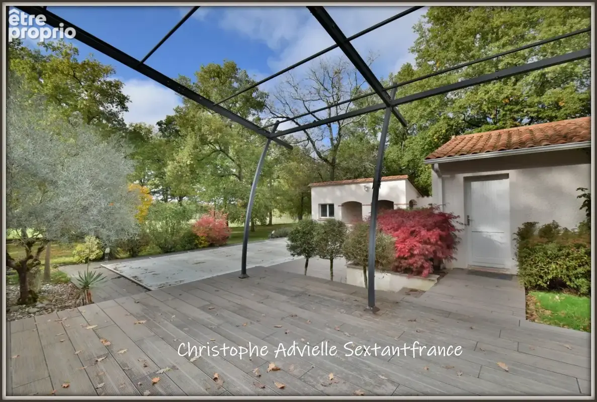 Maison contemporaine , studio d'invités, garage, piscine , pool house sur 5090 M2 de parc - photo 12