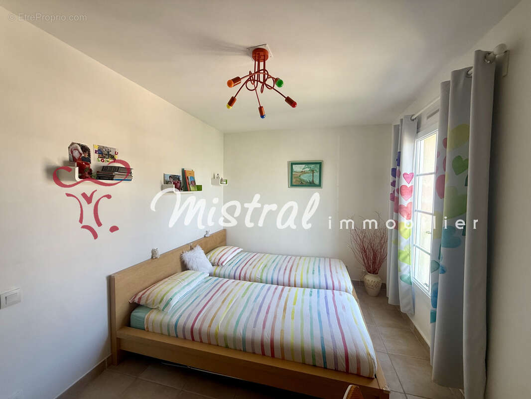 Aigues mortes marina 3 chambres garage parking piscine - photo 8