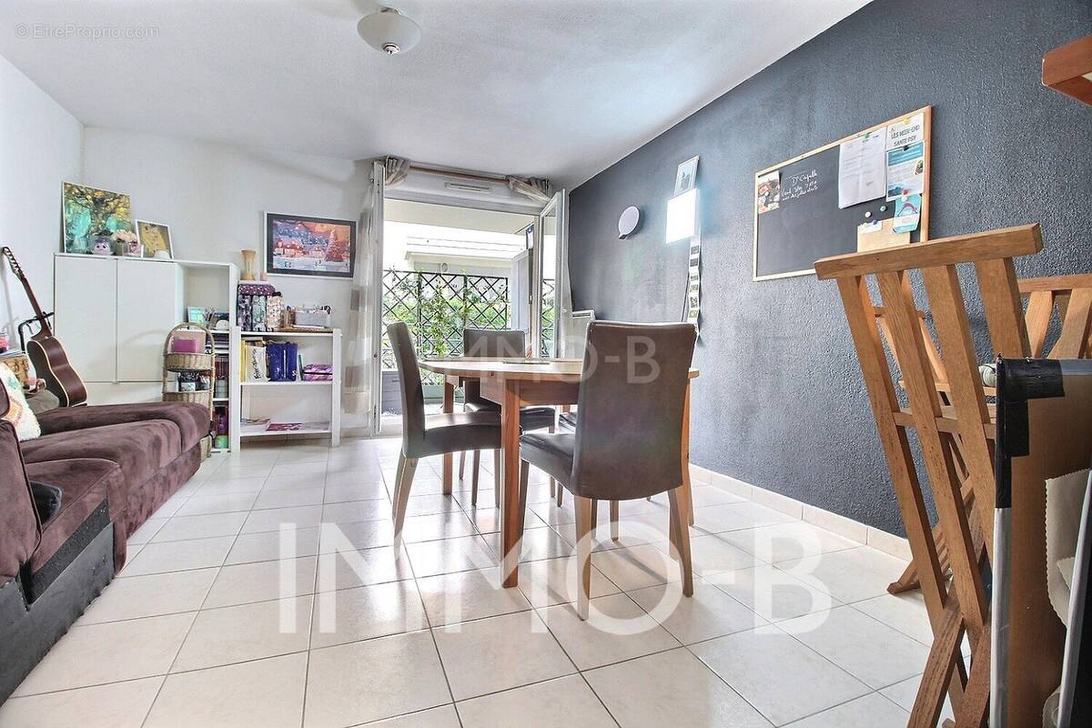 Appartement à RAMONVILLE-SAINT-AGNE