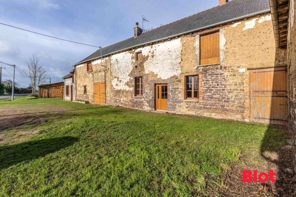 Maison à MONTFORT-SUR-MEU