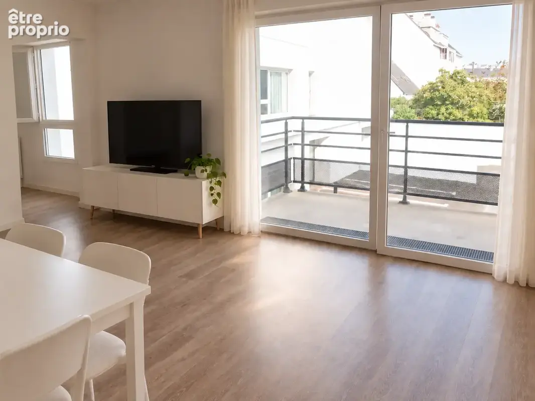 Appartement T1 bis de 36 m2 avec espace nuit de 8,56 m2 et balcon   Lanester centre-ville - photo 2