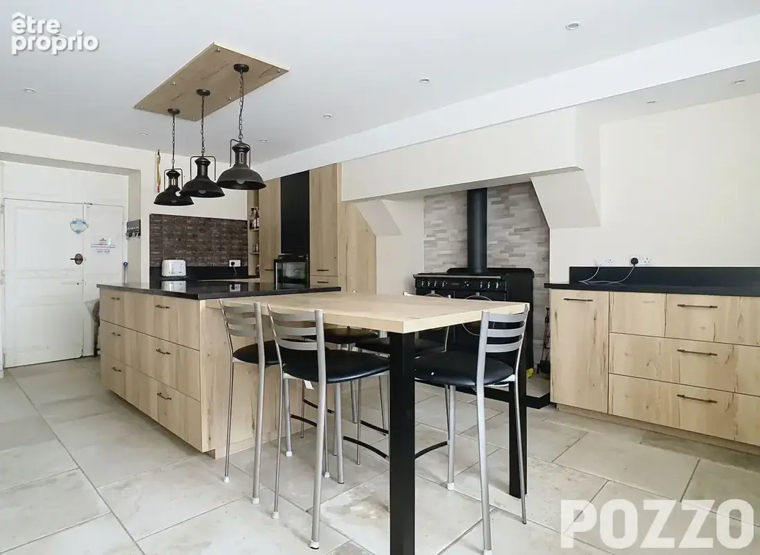 A Vendre - PROPRIETE 14 pièce(s) 405 m² à Val Couesnon  - Activité de chambres d'hôte + gîte - photo 8