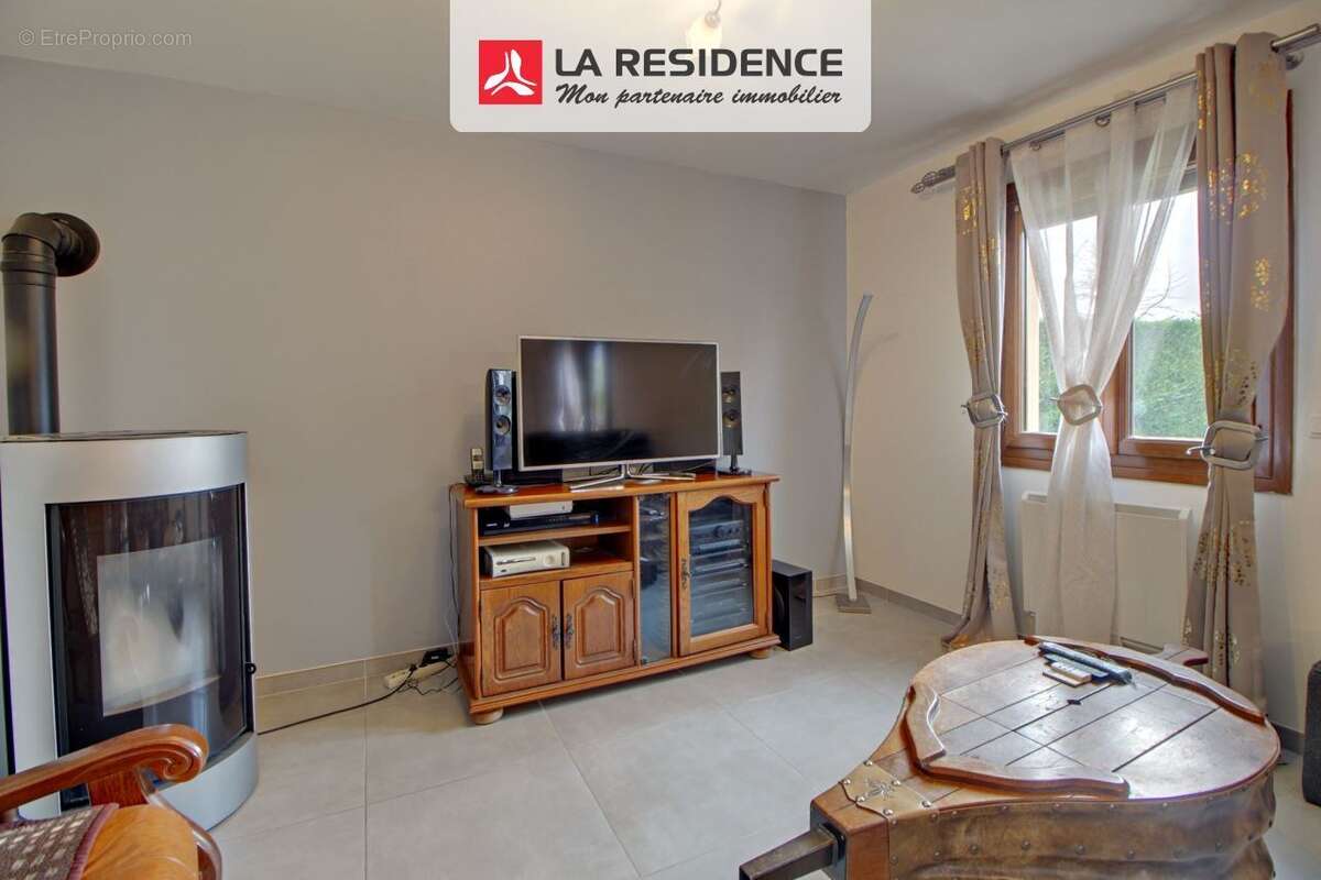 Maison 107 m² à Aubevoye  - photo 5