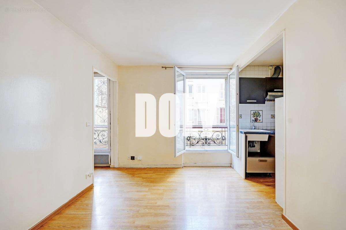 Appartement à PARIS-17E