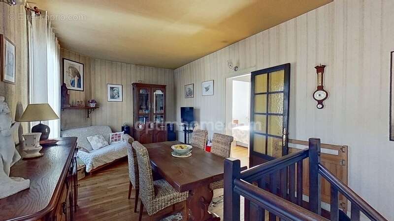 Appartement à MAISONS-ALFORT