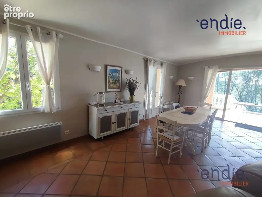 Maison 4 pièces 142 m² à vendre à Lorgues (83510) - photo 5