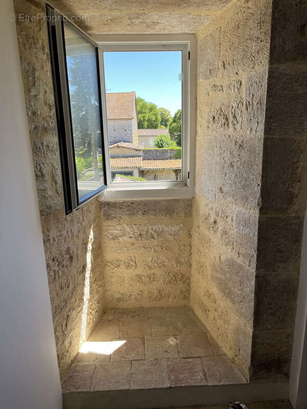 Maison à MAUVEZIN