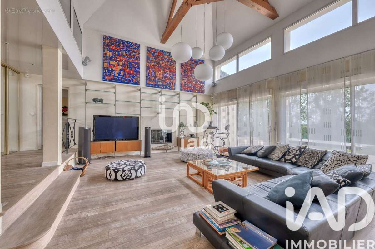 Photo 2 - Maison à BUSSY-SAINT-GEORGES