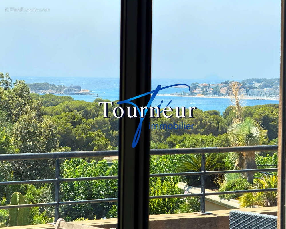 Appartement à SANARY-SUR-MER