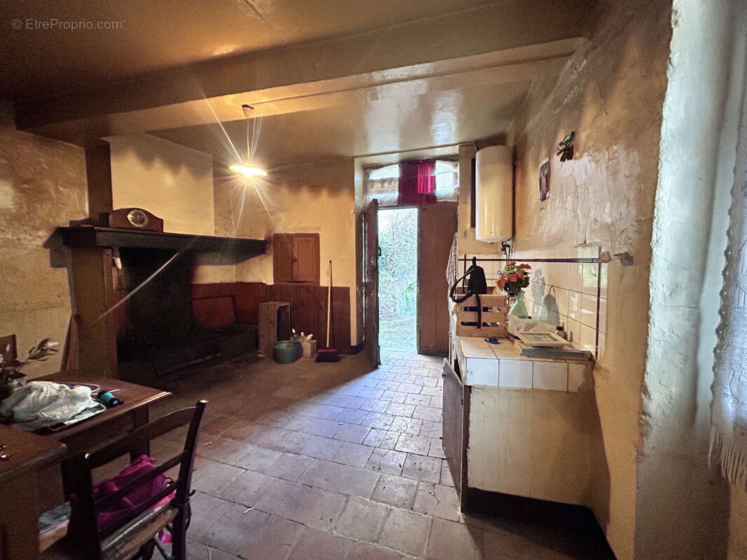 En Cévennes, Maison de village à rénover, à vendre - photo 4