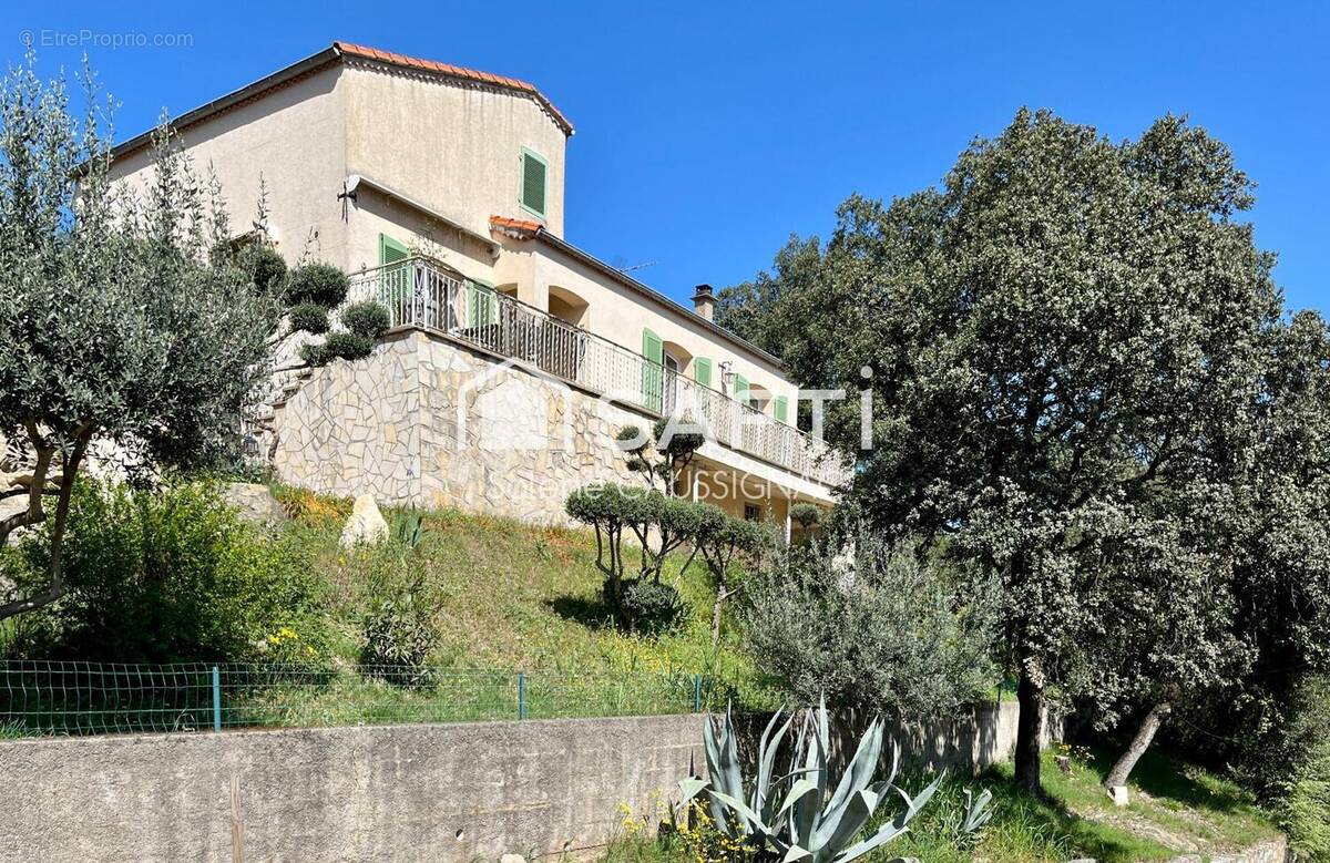 Photo 1 - Maison à SAINT-MARTIN-DE-VALGALGUES