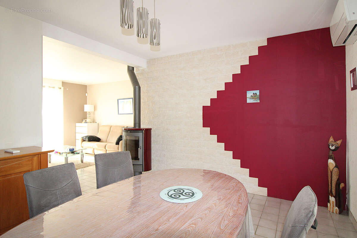 Maison à SAINT-BARTHELEMY-D&#039;ANJOU