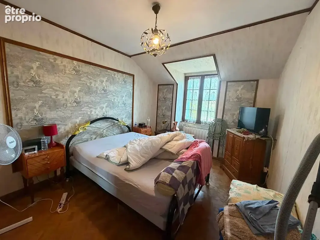HAUTE-VIENNE ? Belle maison en pierre avec une seconde maison à rénover, grange et vue exceptionnelle. - photo 12