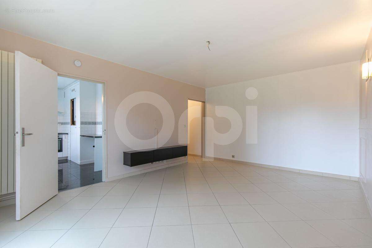 Appartement à BOISSY-SAINT-LEGER