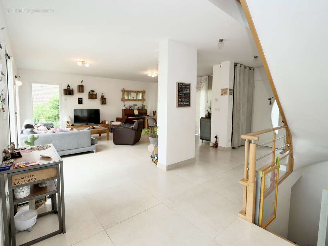 Maison à LIVRY-SUR-SEINE