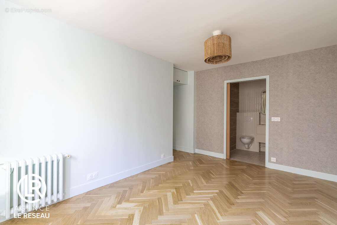 Appartement à PARIS-5E