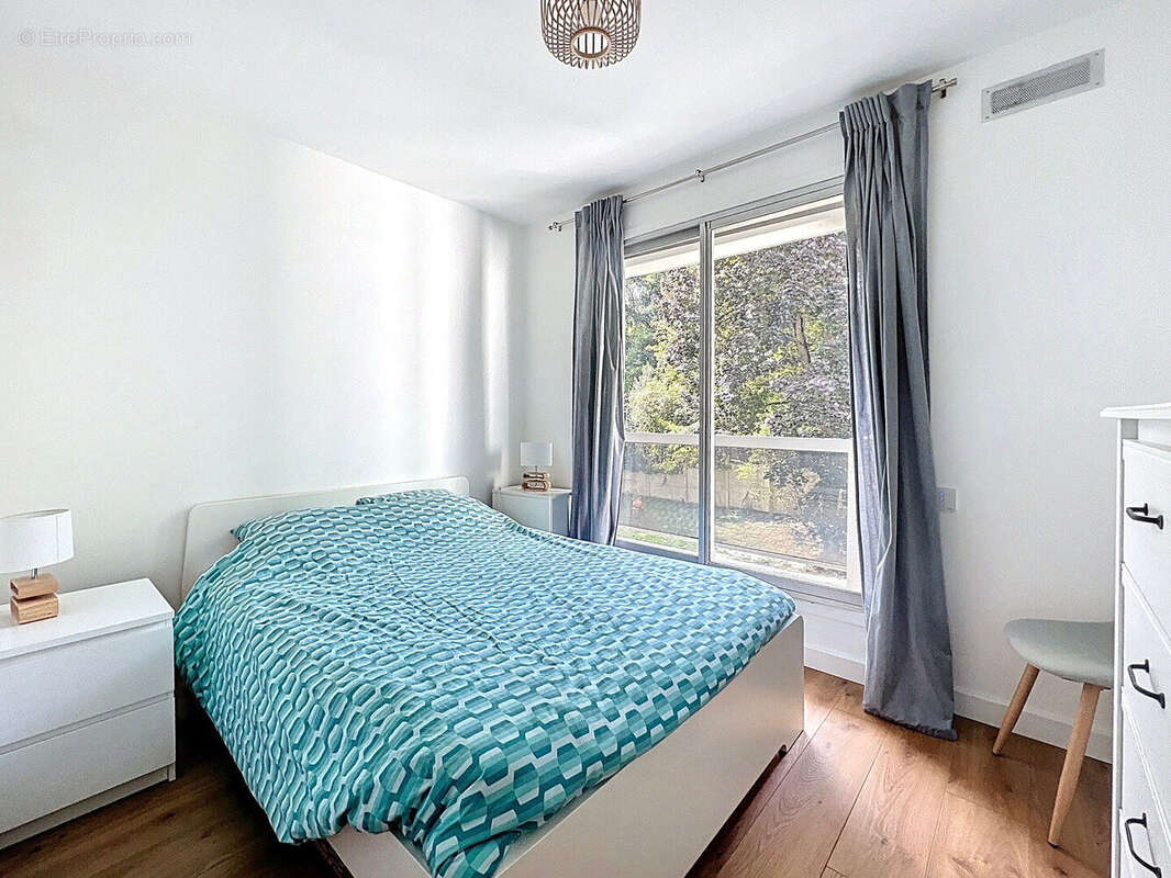 Appartement à SURESNES