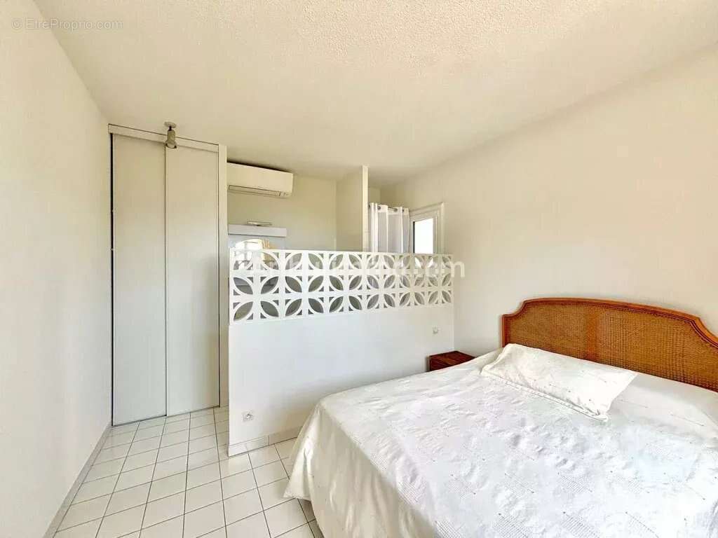 Maison à LES ISSAMBRES