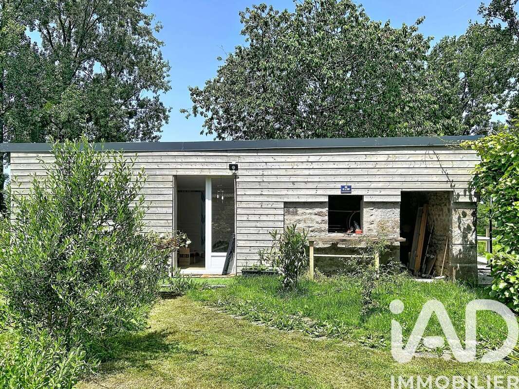 Maison 175 m² à La Trinite  - photo 5