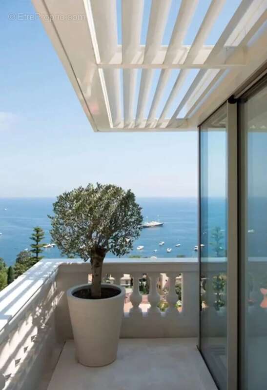 Maison à EZE