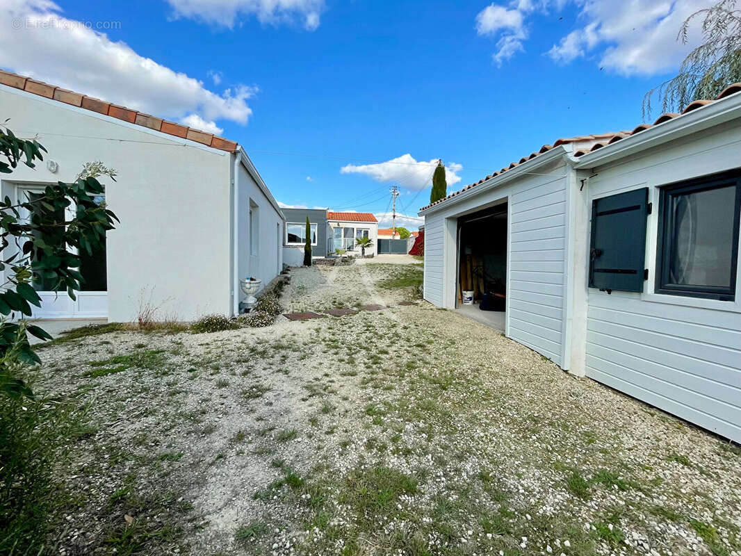 Maison à L'AIGUILLON-SUR-MER